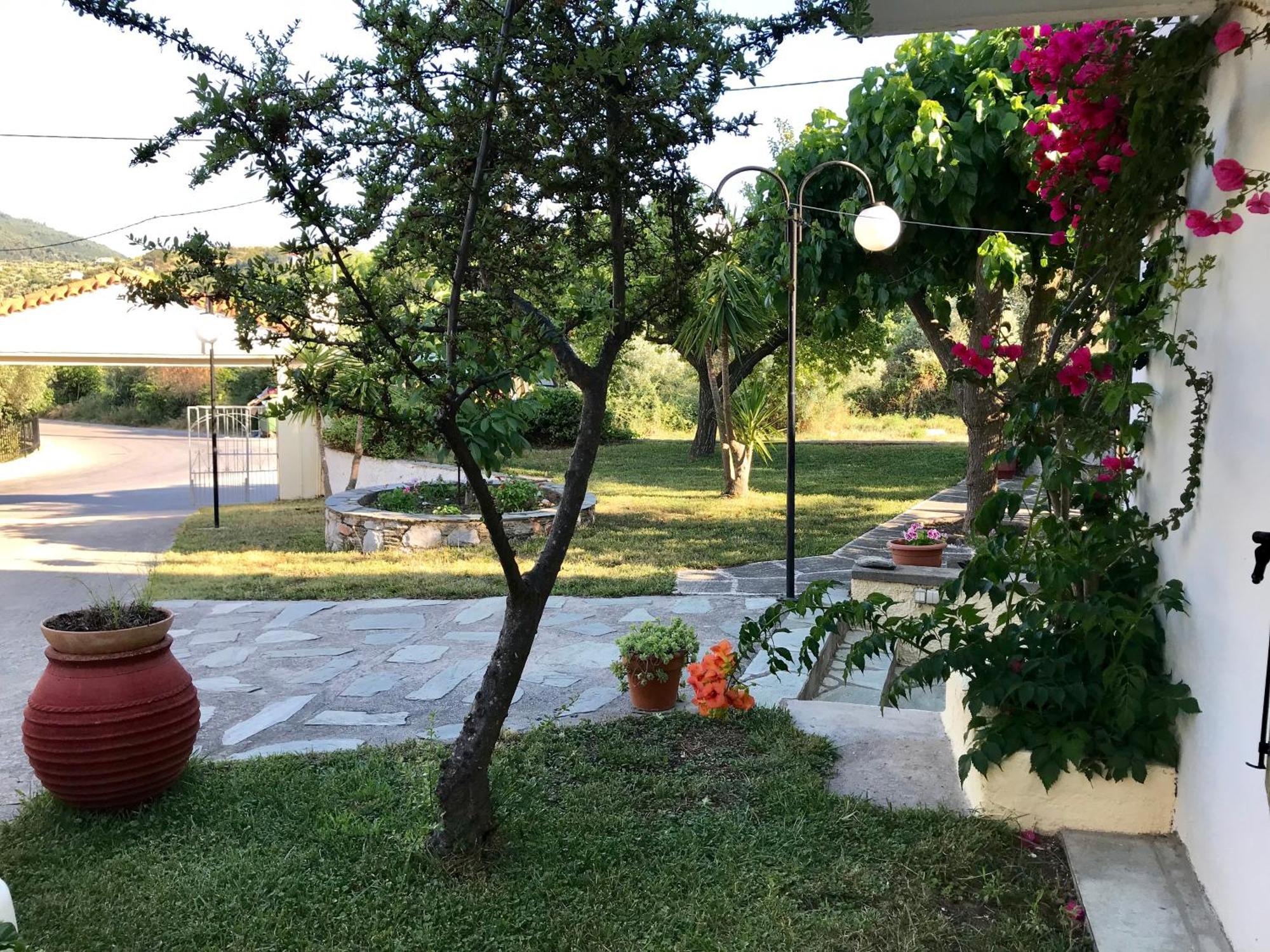 Pansion Episkopi Studios Скопелос Экстерьер фото